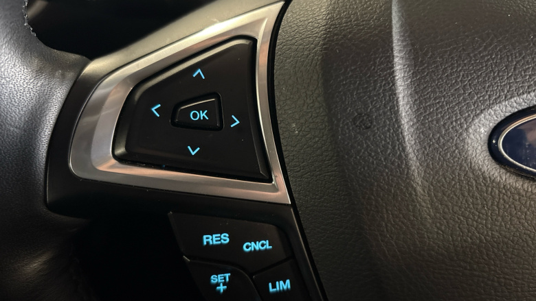 Ford S-MAX 2.5 FHEV 190 Titanium 5dr CVT Hybrid Estate